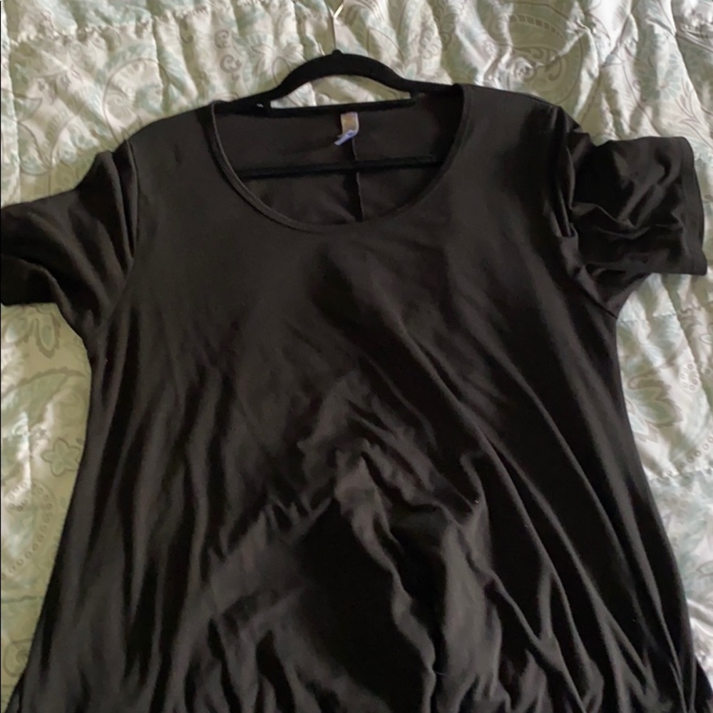Large lularoe perfect tee